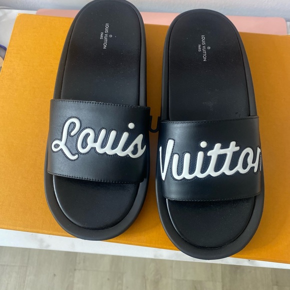 Louis Vuitton slides - Picture 2 of 8